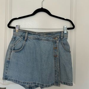 Zara Jean skort $15 size xs